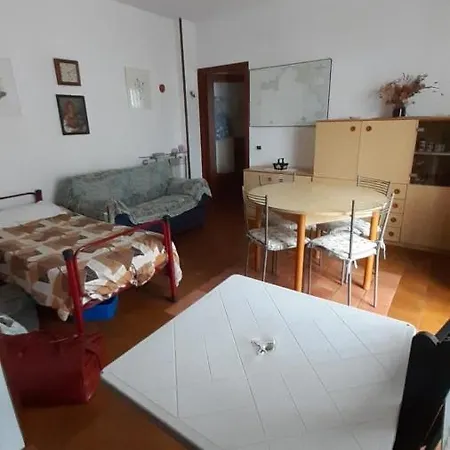 Apartment Casa Vacanze Francesca *